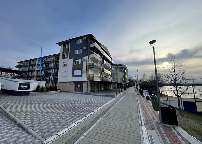Amor Apartman Srebrno Jezero